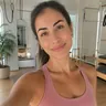 Instrutora de Pilates em seu estúdio
